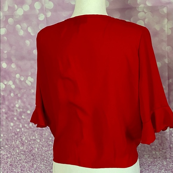 Front tie blouse, fits loosely or tightly tied, your choice - Picture 6 of 13